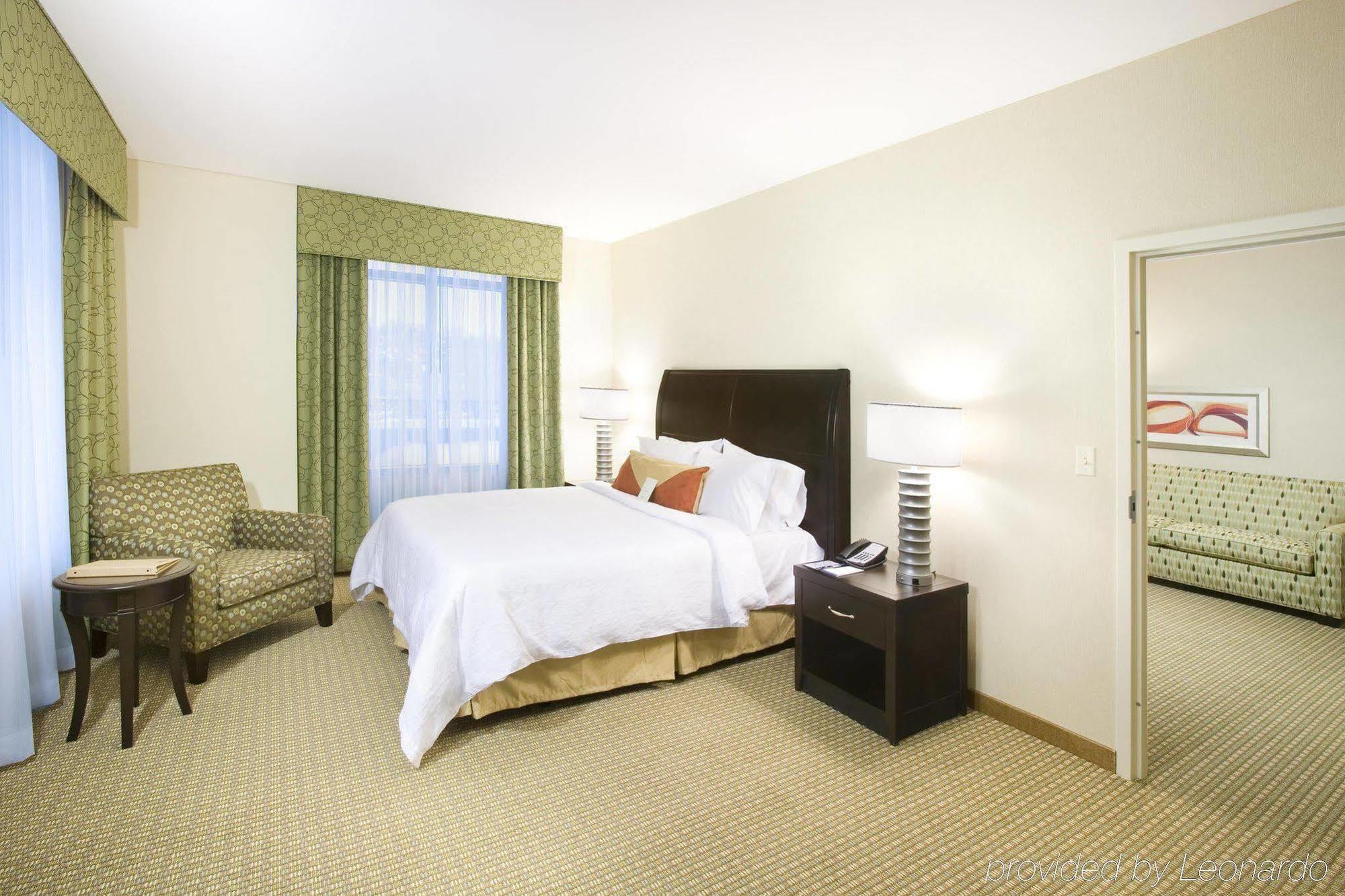 Hilton Garden Inn Shirlington Arlington Rom bilde